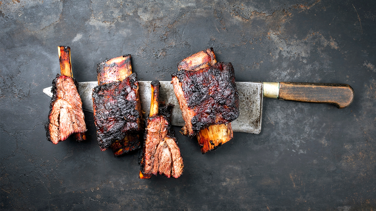 Short ribs on a knife
